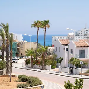  Villa Fig Tree Ekaterina 3 Bdrm